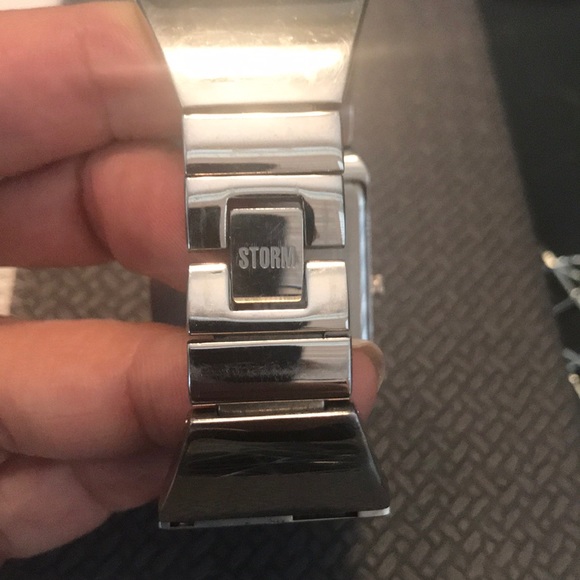 Watch - Picture 4 of 5